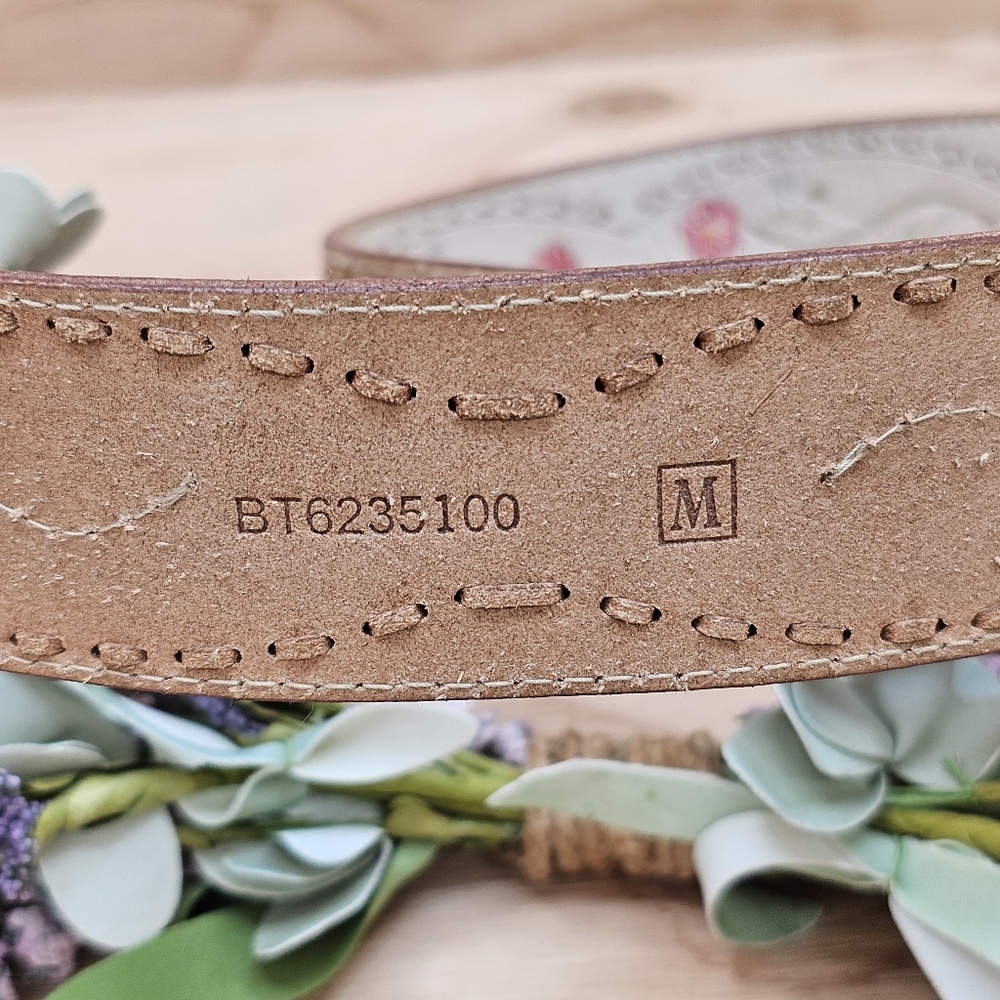 Genuine Leather Fossil Belt Size Medium - image 3